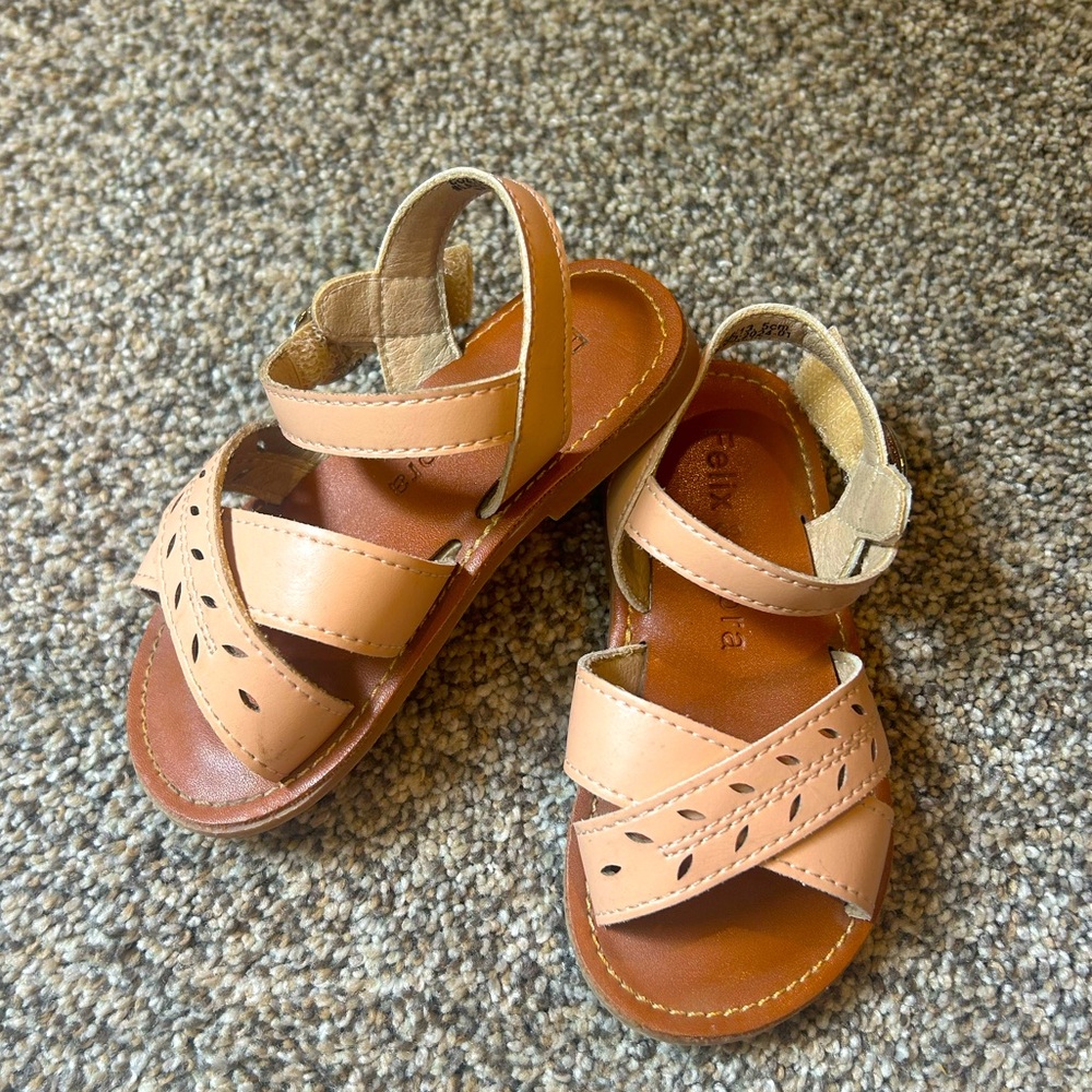 Felix & Flora Sandals